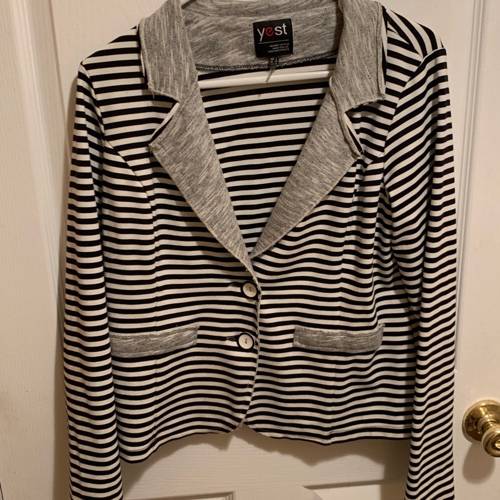 Black and white stripped blazer
